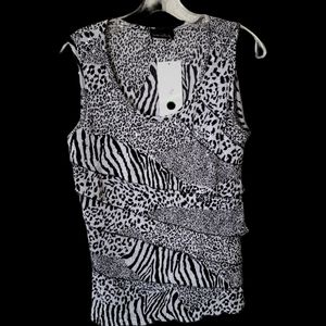 Black and white stretch top Size L